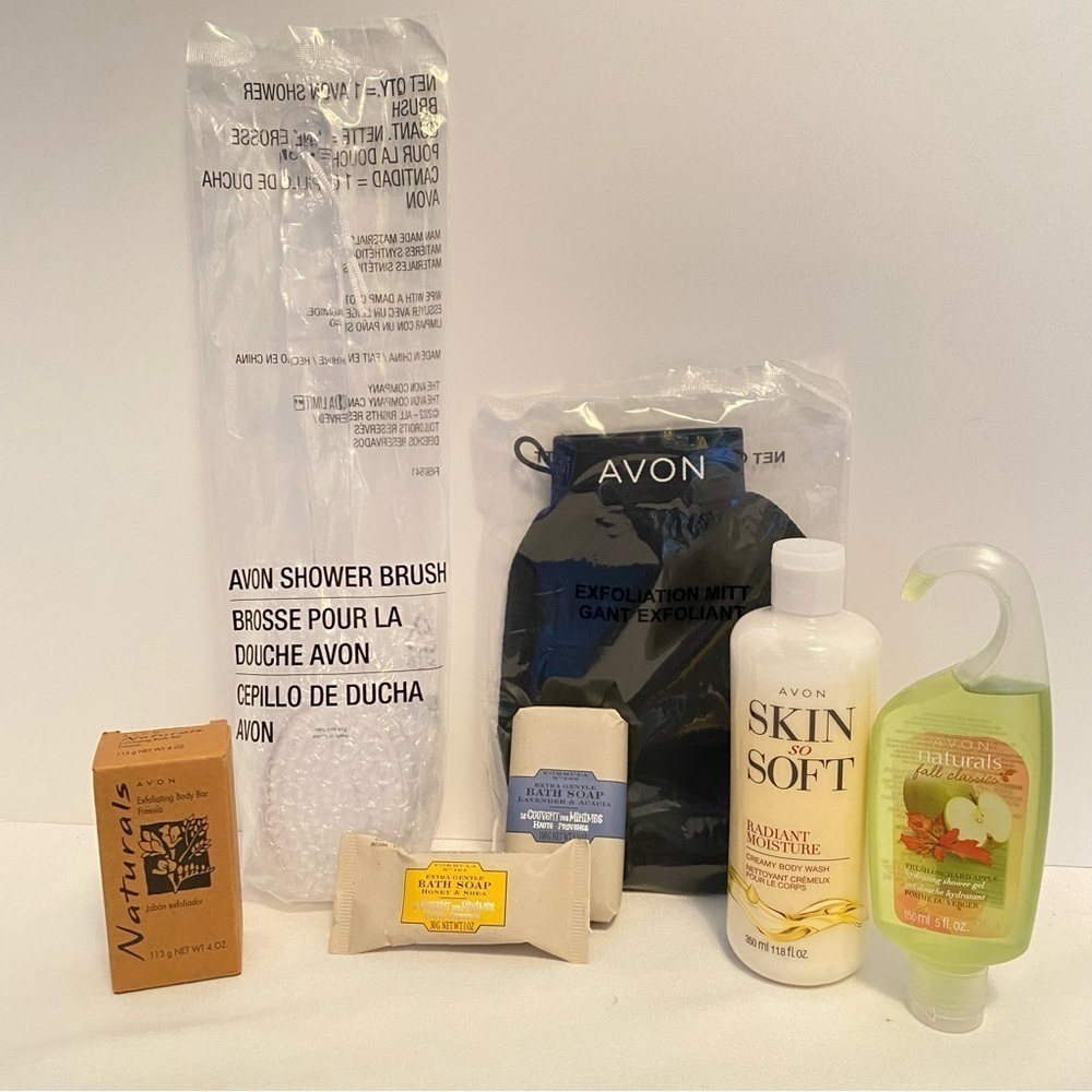 Avon Shower Brush/ Exfoliation Mitt/ Skin So Soft/ Naturals Shower Gel/ Soaps - Picture 1 of 15